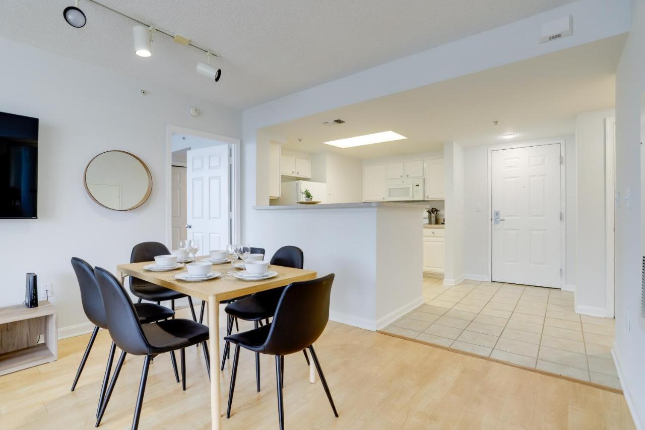 Elegant And Charming Condo At Ballston With Pool アーリントン エクステリア 写真